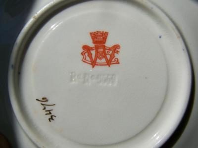 W Crown