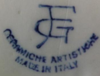 F G or G F Pottery Mark