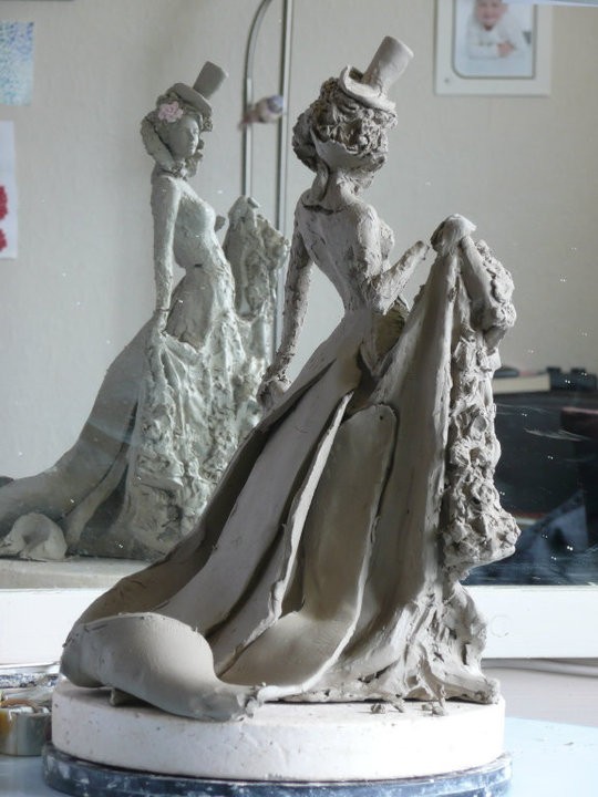 clay-sculpting-rough-primative-lumps-2