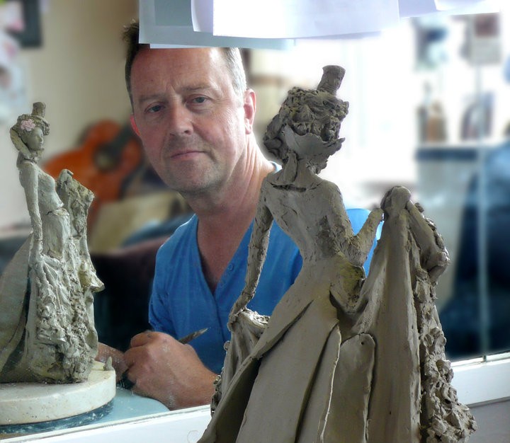 clay-sculpting-rough-primative-lumps