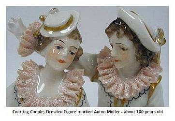 courting couple Dresden Figurine