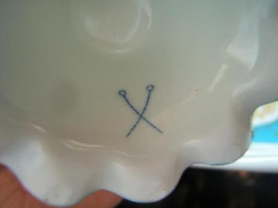 crossed swords not of Meissen