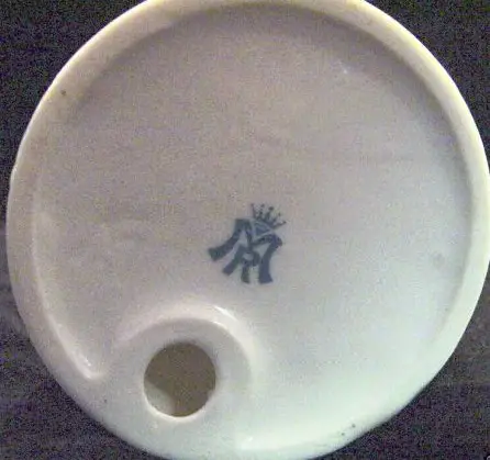 pottery mark m r crown