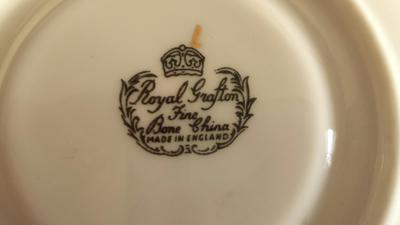 Royal Grafton saucer bottom showing gold L