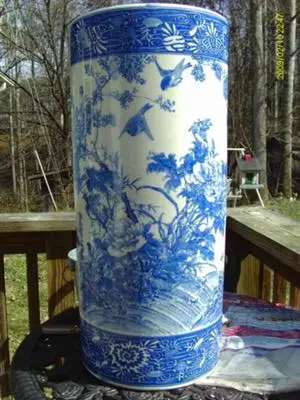Blue & White Porcelain Umbrella Stand - Lucky Symbols Blue & White Porcelain Umbrella Stand - Lucky Symbols