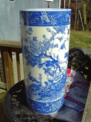 Blue & White Porcelain Umbrella Stand - Lucky Symbols Blue & White Porcelain Umbrella Stand - Lucky Symbols