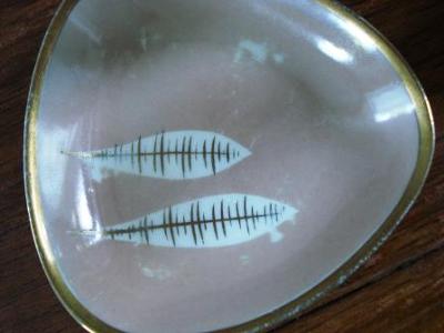 Pottery Mark Device Shaped Like a Candle &  'L' or 'i' from Iceland 