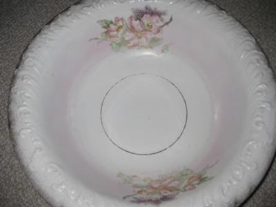 Pottery Mark Query IPC (I P C) Initials inside iron cross symbol with 'Beau Vitreous' Above