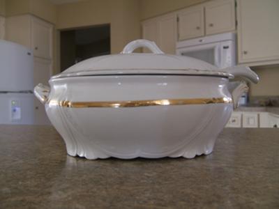 Pottery Mark Query - Lion & unicorn 