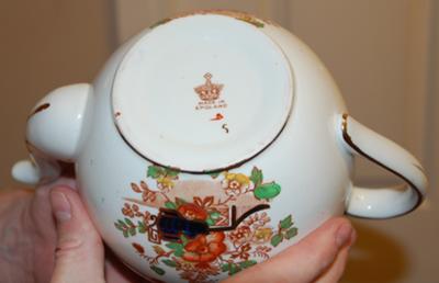 Pottery Mark Query - Teapot with Crown with Letter M above it