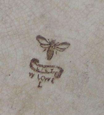 W LOWE L (with LILY pattern) bee mark on old charger
