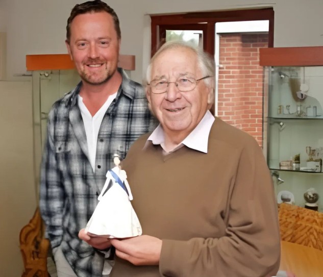 henry-sandon-antiques-roadshow