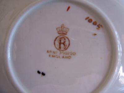 Seeking pattern name on RS Pottery Mark