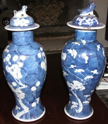Set of 4 Blue Oriental characters on two similar blue jars
