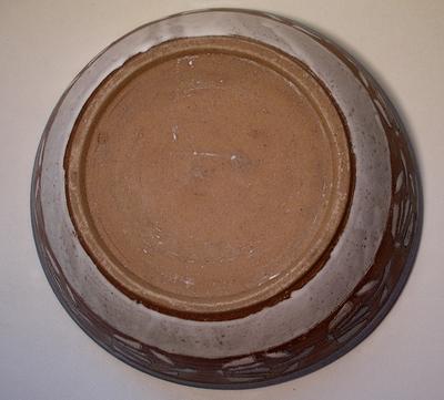 Studio Pottery Marking - H in Circle, not Hull Studio Art Stoneware Lg Bowl