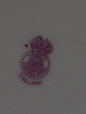 Thomas Morris Ltd Crown Chelsea China Red mark