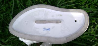 Two marks on white piece of Meissen porcelain - Incised Weiss OR Weifs