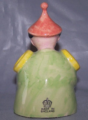 Unknown Crown Pottery Mark on Pie Vent Chinaman