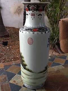 Back of vase with marking